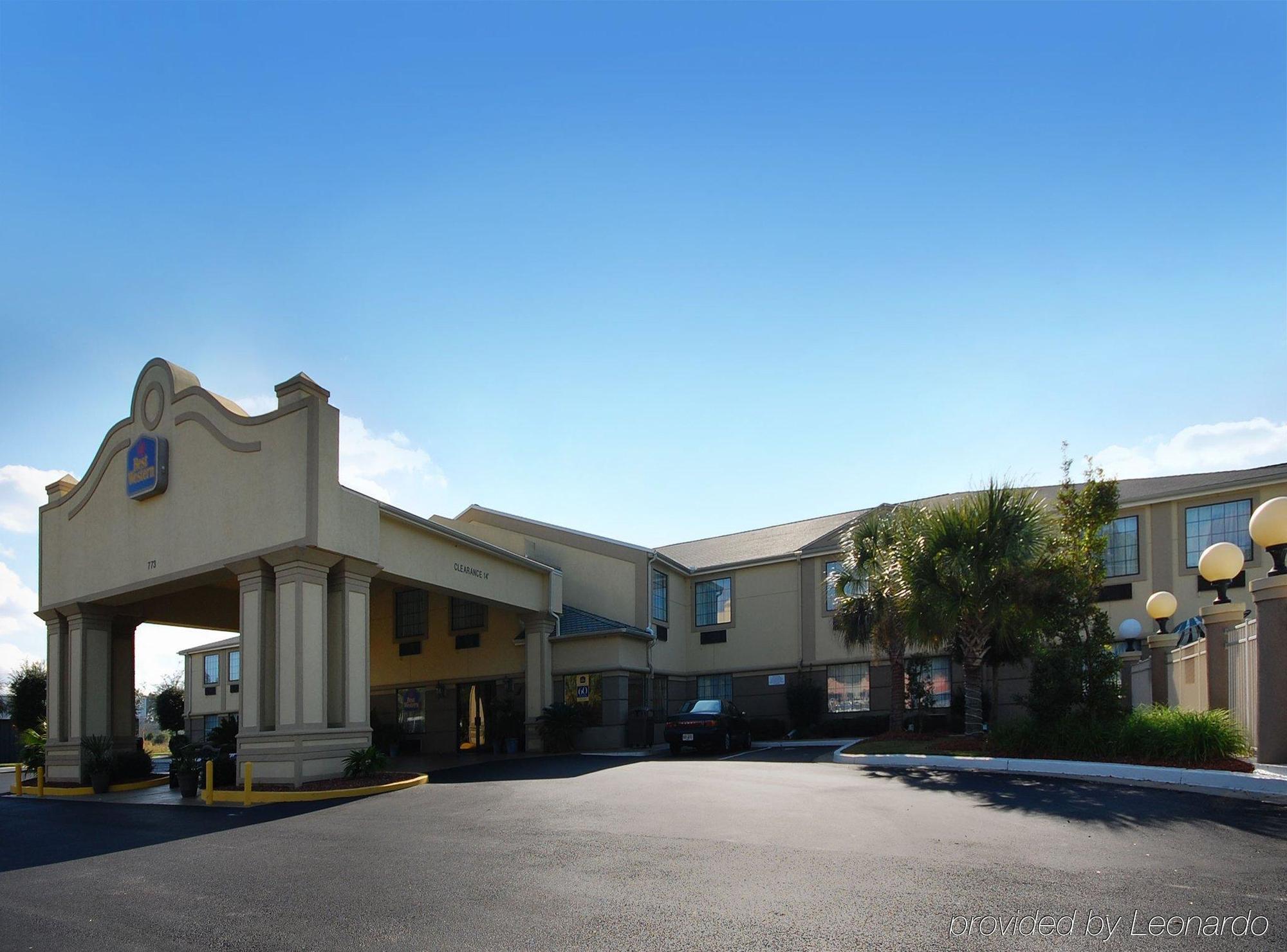 Baymont By Wyndham Hinesville Fort Stewart Area מראה חיצוני תמונה