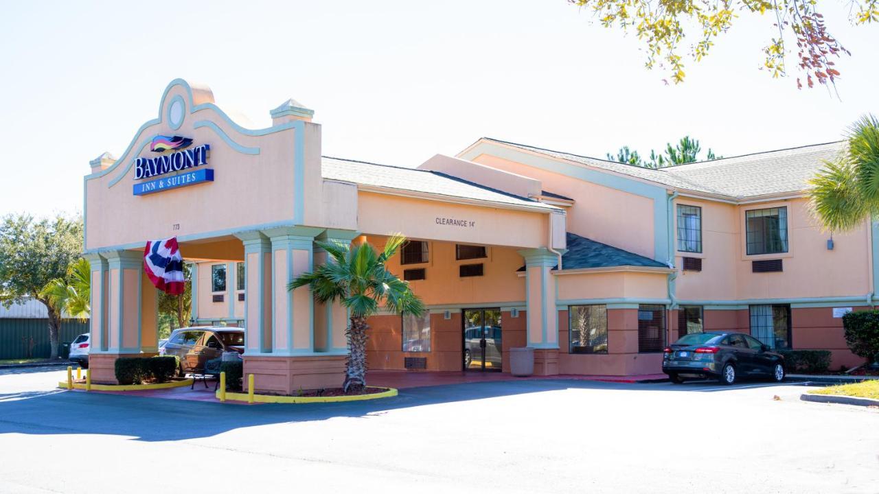 Baymont By Wyndham Hinesville Fort Stewart Area מראה חיצוני תמונה